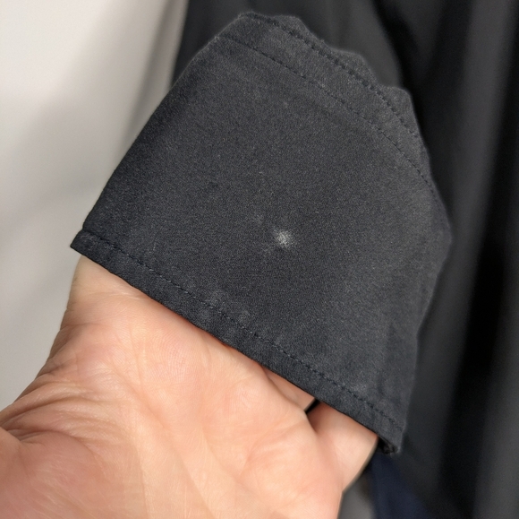 Athleta Black Long Sleeve Collared Button Up Shirt L - Picture 4 of 9